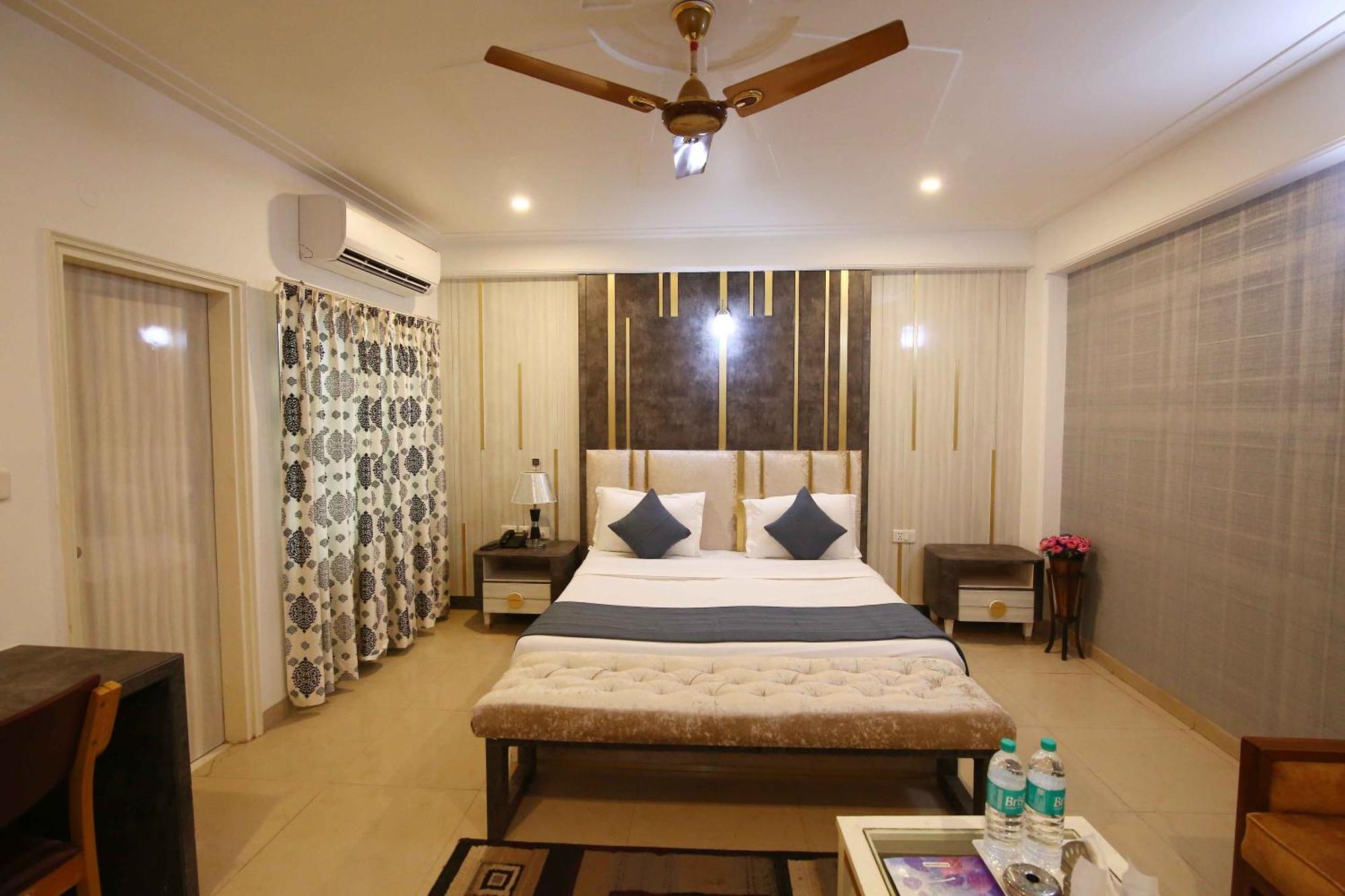 Hotel Opera New Delhi Delhi  Esterno foto